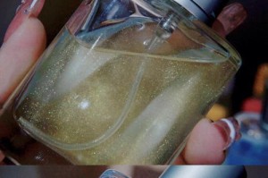 技能交换香水攻略情侣头像，让爱与独特散发（独具魅力的情侣头像选择，让你们的爱更加难忘）